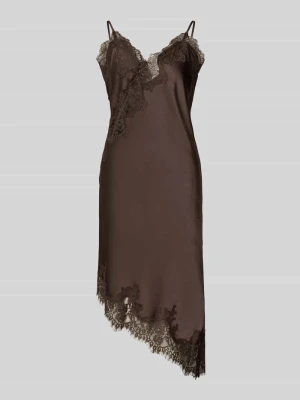 Sukienka z satyny z koronką model ‘Sorelle’ NEO NOIR