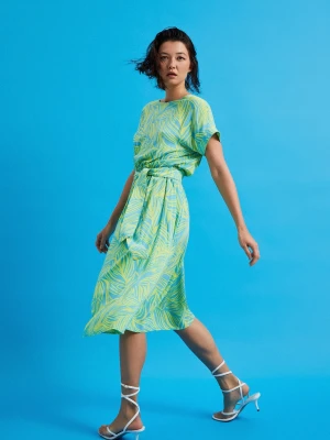 Sukienka z wiązaniem w talii turkusowa Moodo