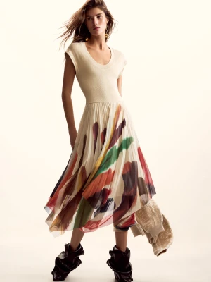 Sukienka zaprojektowana przez Mr. Christian Lacroix Desigual