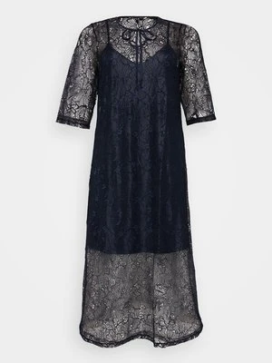 Suknia balowa Vero Moda Curve