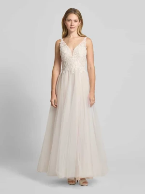 Suknia ślubna z obszyciem z koronki Mascara