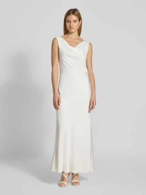 Suknia ślubna z satyny z lejącym dekoltem Swing