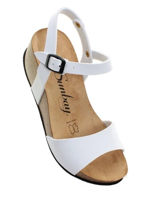 Sunbay Sandały "Yucca" w kolorze białym na koturnie rozmiar: 39