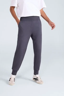 Super miękkie joggery damskie Jess - Grey Animal