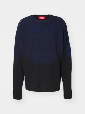 Sweter 032c