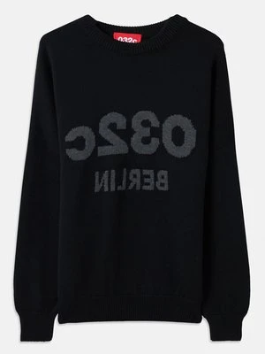 Sweter 032c