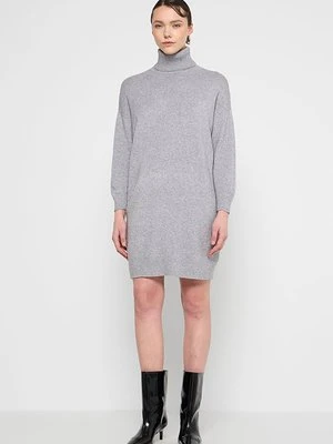 Sweter Apart