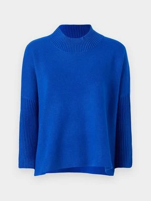 Sweter Apart