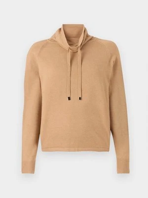 Sweter Apart