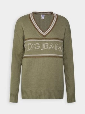 Sweter BDG Urban Outfitters zielony