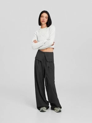 Sweter Bershka