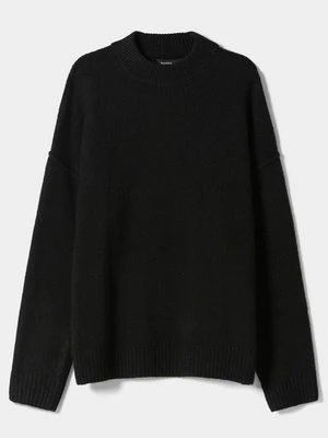 Sweter Bershka