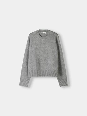 Sweter Bershka