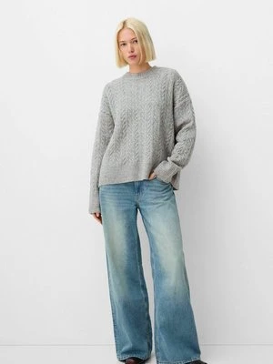 Sweter Bershka