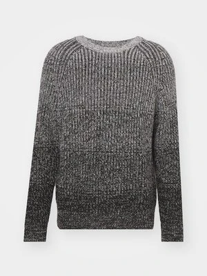 Sweter Boss