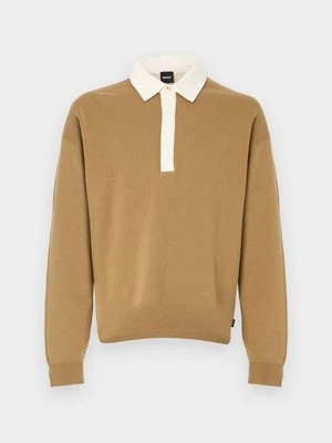 Sweter Boss