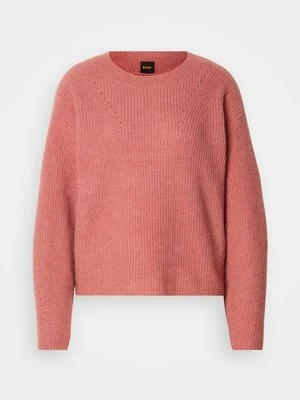 Sweter Boss jasnoróżowy