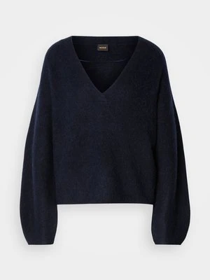 Sweter Boss