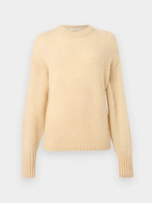 Sweter By Malene Birger mleczny