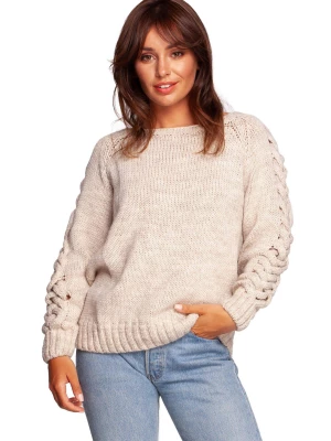 Sweter damski wełniany z warkoczami na rękawach beżowy BE Knit