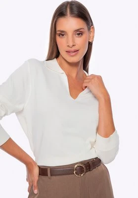 Sweter damski z dekoltem V-neck z wiskozy i nylonu kremowy Wittchen