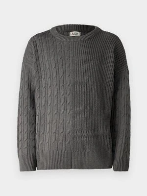 Sweter Denim Project