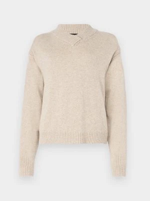 Sweter drykorn