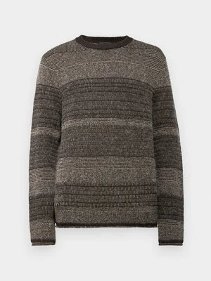 Sweter drykorn