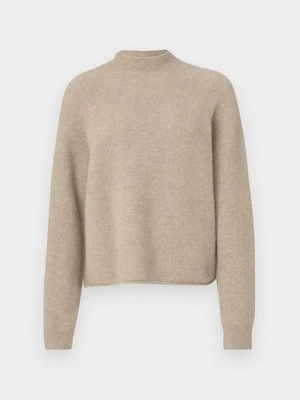 Sweter drykorn