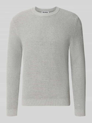 Sweter dzianinowy z czystej bawełny o kroju regular fit REVIEW Jasnoszary melanż