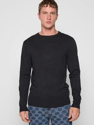 Sweter French Connection