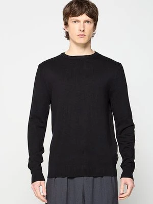 Sweter French Connection