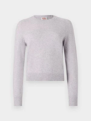Sweter FROM FUTURE