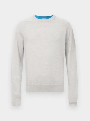 Sweter FROM FUTURE