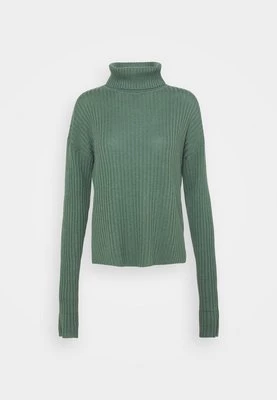 Sweter FTC Cashmere