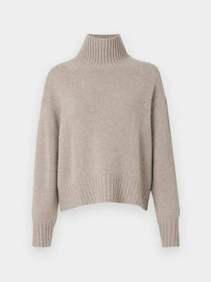 Sweter FTC Cashmere