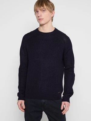 Sweter GAS