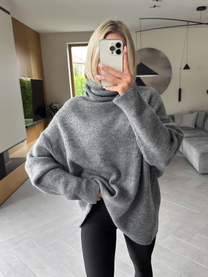 Sweter Grafitowy Maxi ClothStore