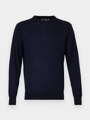 Sweter Guess