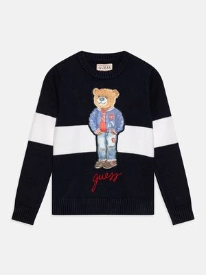 Sweter Guess