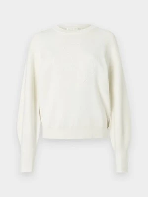 Sweter Guess