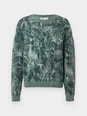 Sweter Hollister Co.