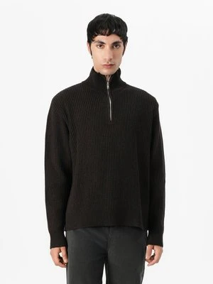 Sweter Holzweiler