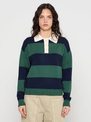 Sweter Hunter