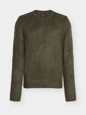 Sweter iets frans...