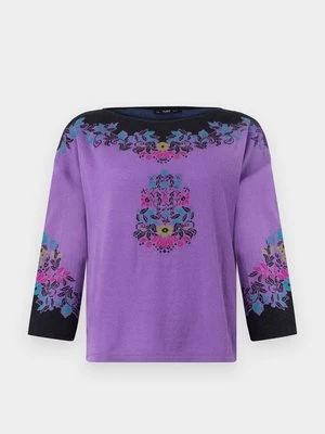 Sweter Ivko