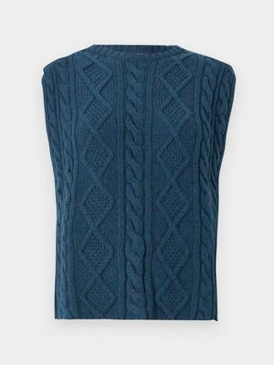 Sweter Johnstons of Elgin
