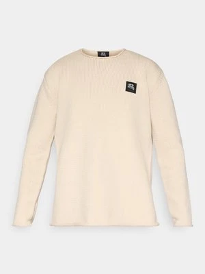 Sweter Karma8a
