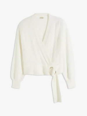 Sweter kopertowy z ozdobnym elementem BonPrix biały
