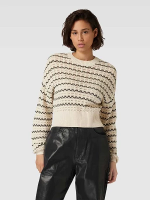 Sweter krótki z dzianiny z okrągłym dekoltem model ‘LASA’ Only